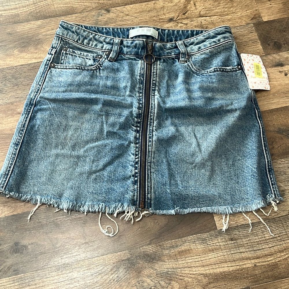 We The Free zip up denim mini skirt size 26